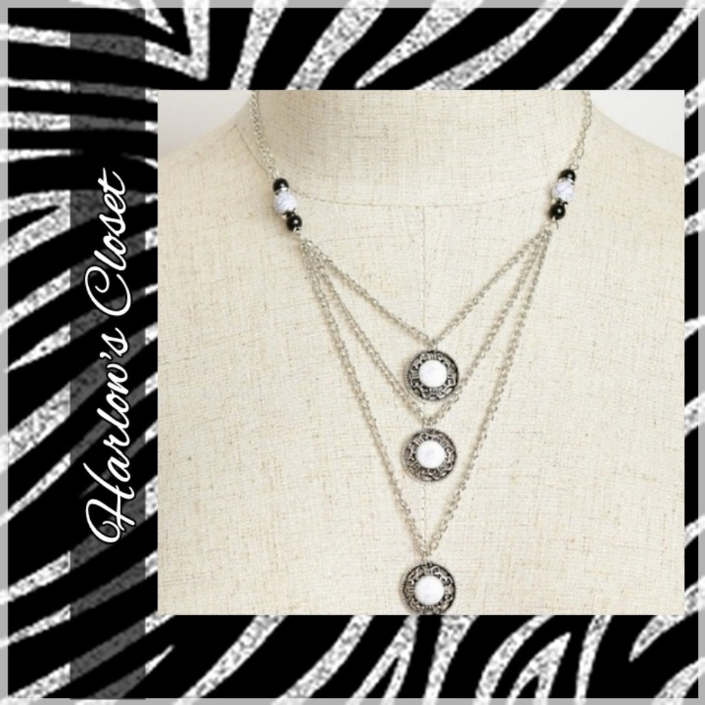 NWT- 3 tiered necklace.